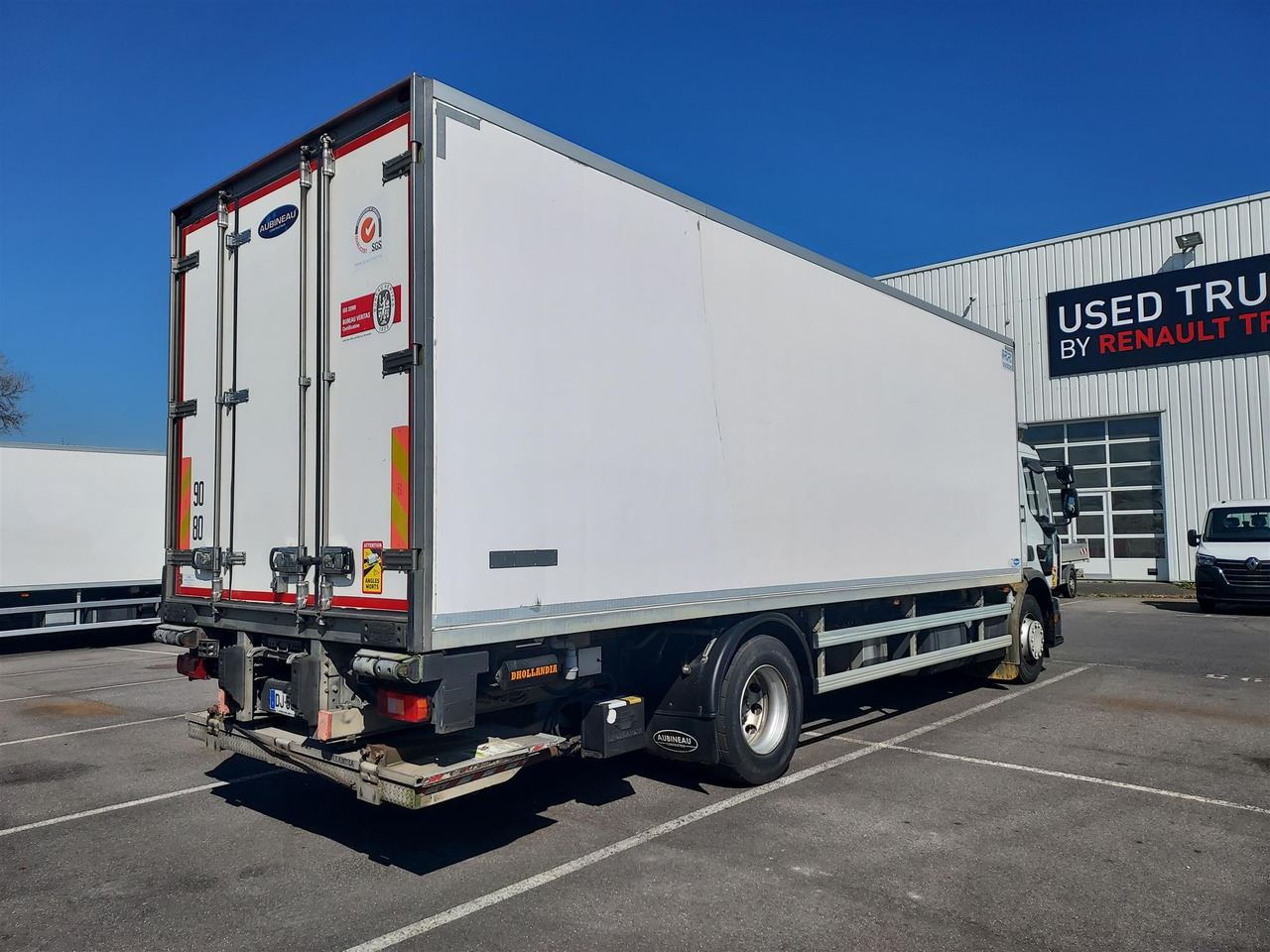 RENAULT D Wide - Koelwagen vrachtwagen: afbeelding 3 RENAULT D Wide - Koelwagen vrachtwagen: afbeelding 3