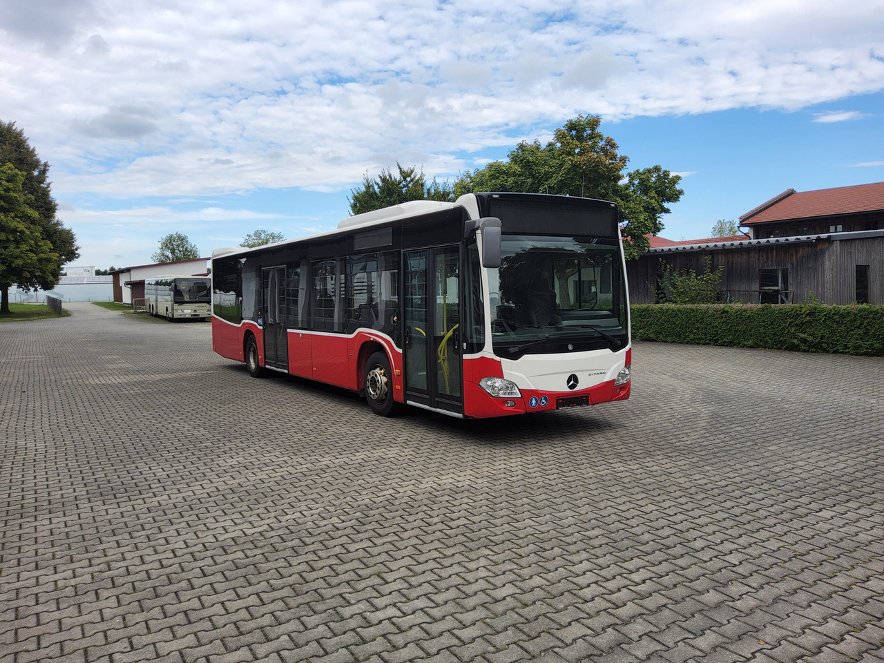 Mercedes Benz O 530 Citaro C2 KLIMA / 354 PS / Doppelglas - Stadsbus: afbeelding 1 Mercedes Benz O 530 Citaro C2 KLIMA / 354 PS / Doppelglas - Stadsbus: afbeelding 1