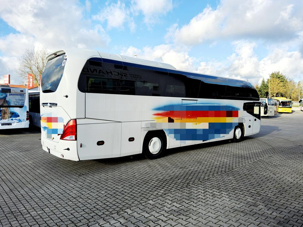 Neoplan Cityliner P14 6 gang manuell / WC / TÜV - Touringcar: afbeelding 4 Neoplan Cityliner P14 6 gang manuell / WC / TÜV - Touringcar: afbeelding 4