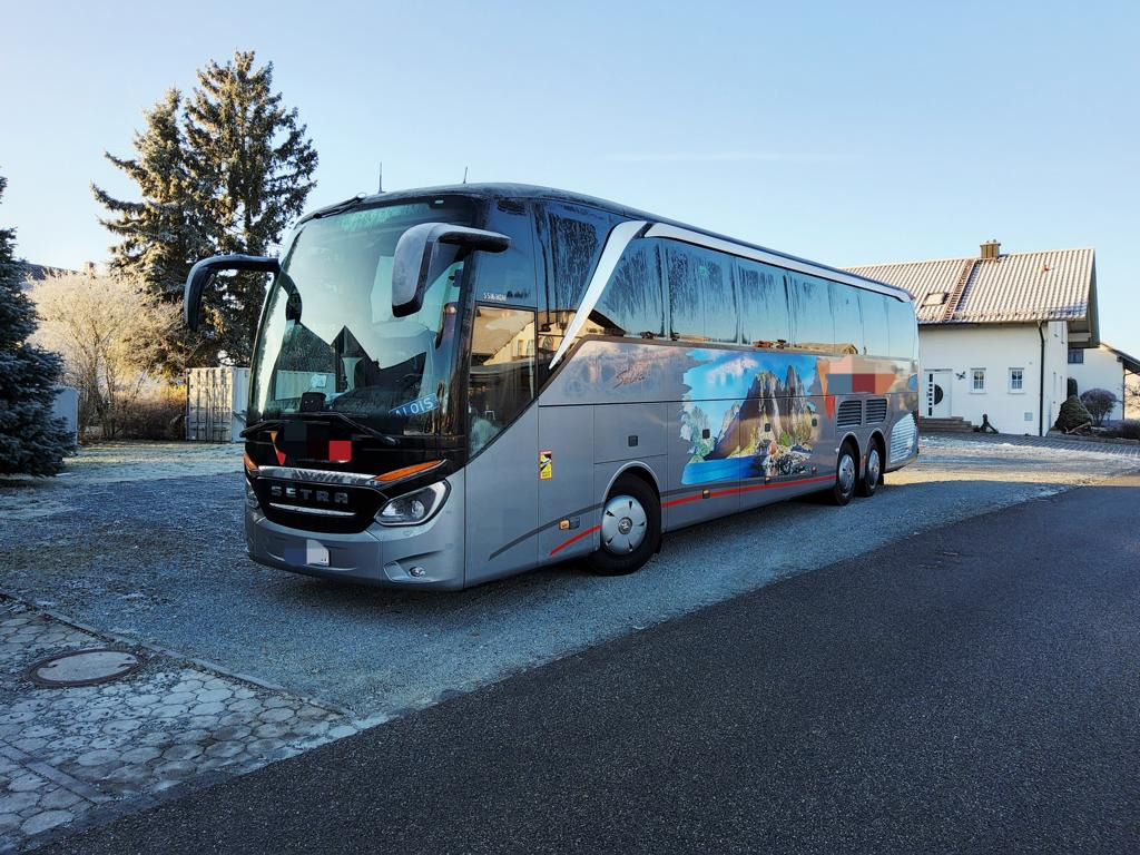 Setra S 516 HDH Kopfstützen / USB / Steckdosen - Touringcar: afbeelding 2 Setra S 516 HDH Kopfstützen / USB / Steckdosen - Touringcar: afbeelding 2
