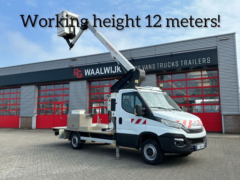 Iveco Daily 35S12 werkhoogte 12 meter APK 17-01-2026 - Bestelwagen: afbeelding 1 Iveco Daily 35S12 werkhoogte 12 meter APK 17-01-2026 - Bestelwagen: afbeelding 1