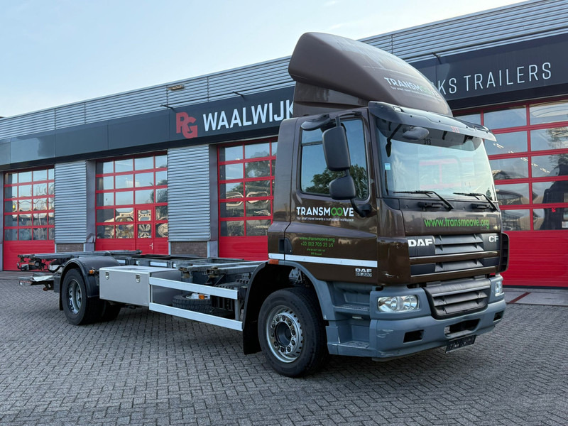 DAF CF65 220 - Chassis vrachtwagen: afbeelding 1 DAF CF65 220 - Chassis vrachtwagen: afbeelding 1