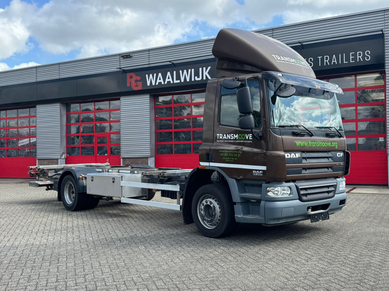 DAF CF65 220 - Containertransporter/ Wissellaadbak vrachtwagen: afbeelding 1 DAF CF65 220 - Containertransporter/ Wissellaadbak vrachtwagen: afbeelding 1