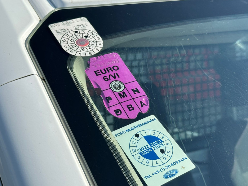 Ford Transit 2.0 Open laadbak NL kenteken! - Bestelwagen open laadbak: afbeelding 5 Ford Transit 2.0 Open laadbak NL kenteken! - Bestelwagen open laadbak: afbeelding 5