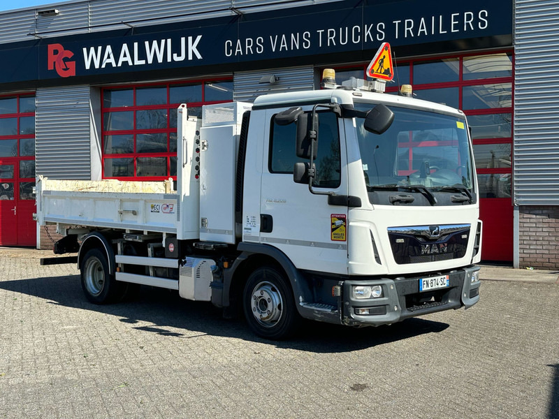 MAN TGL 8.220 2 sides tipper Kipper - Kipper vrachtwagen: afbeelding 2 MAN TGL 8.220 2 sides tipper Kipper - Kipper vrachtwagen: afbeelding 2