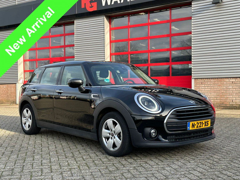 MINI Clubman One APK 24-03-2027 Apple Carplay - Personenwagen: afbeelding 1 MINI Clubman One APK 24-03-2027 Apple Carplay - Personenwagen: afbeelding 1