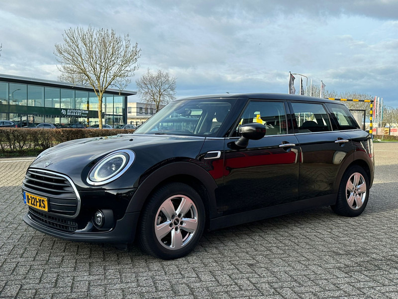 MINI Clubman One APK 24-03-2027 Apple Carplay - Personenwagen: afbeelding 2 MINI Clubman One APK 24-03-2027 Apple Carplay - Personenwagen: afbeelding 2
