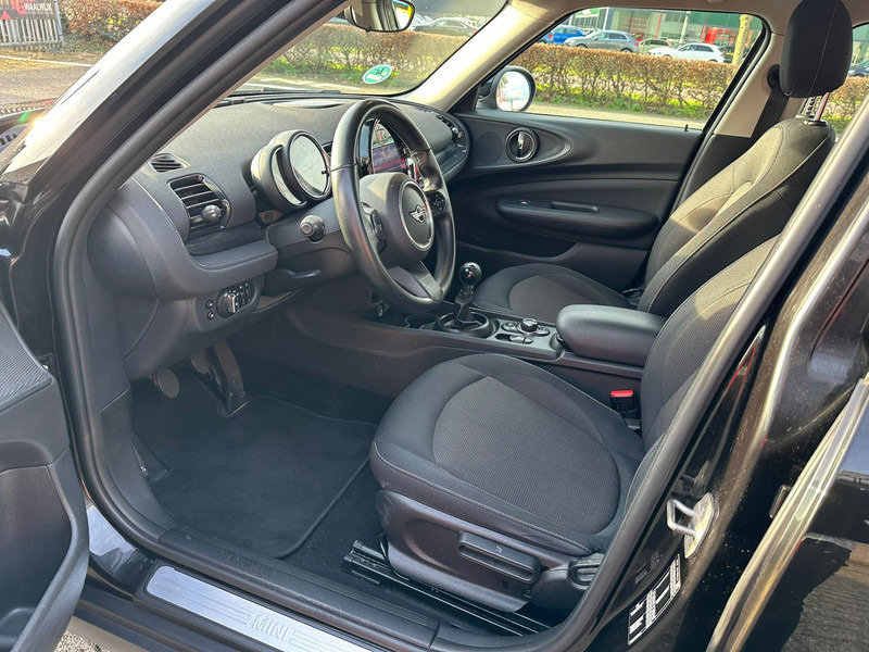 MINI Clubman One APK 24-03-2027 Apple Carplay - Personenwagen: afbeelding 5 MINI Clubman One APK 24-03-2027 Apple Carplay - Personenwagen: afbeelding 5