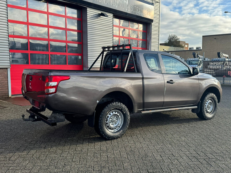Mitsubishi L200 4*4 airco - Pick-up: afbeelding 5 Mitsubishi L200 4*4 airco - Pick-up: afbeelding 5