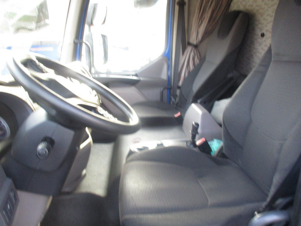 DAF LF 290 FA - Vrachtwagen met open laadbak: afbeelding 4 DAF LF 290 FA - Vrachtwagen met open laadbak: afbeelding 4