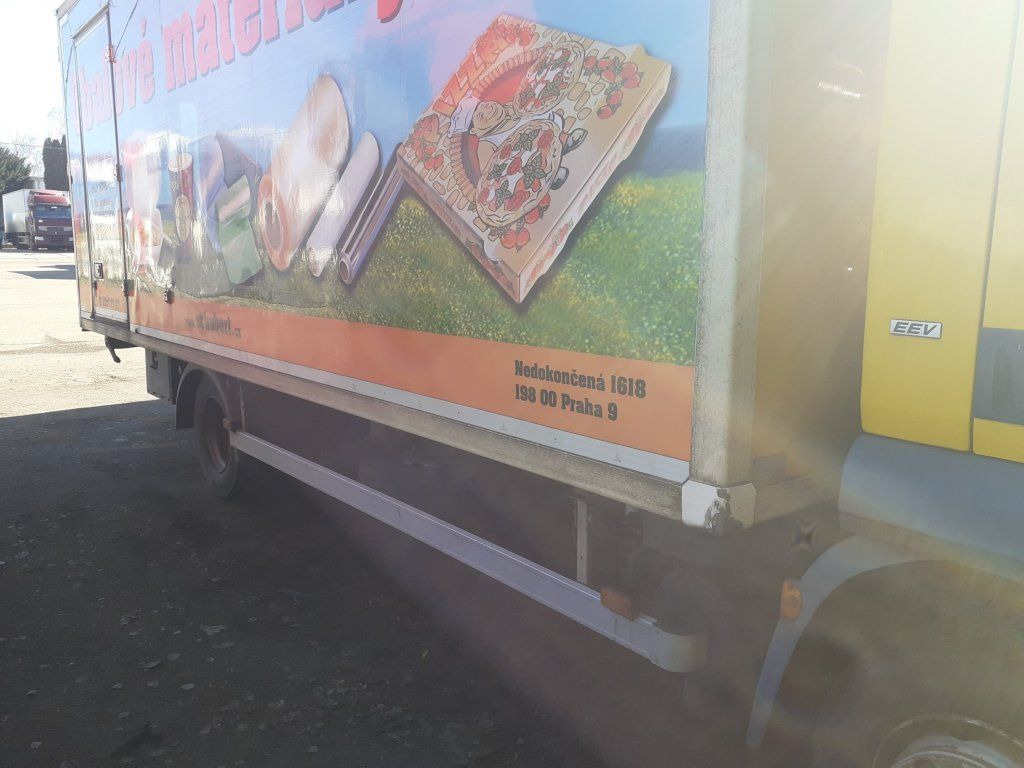 DAF LF45.210 mit Carrier Motorschaden engineproblem - Koelwagen vrachtwagen: afbeelding 5 DAF LF45.210 mit Carrier Motorschaden engineproblem - Koelwagen vrachtwagen: afbeelding 5