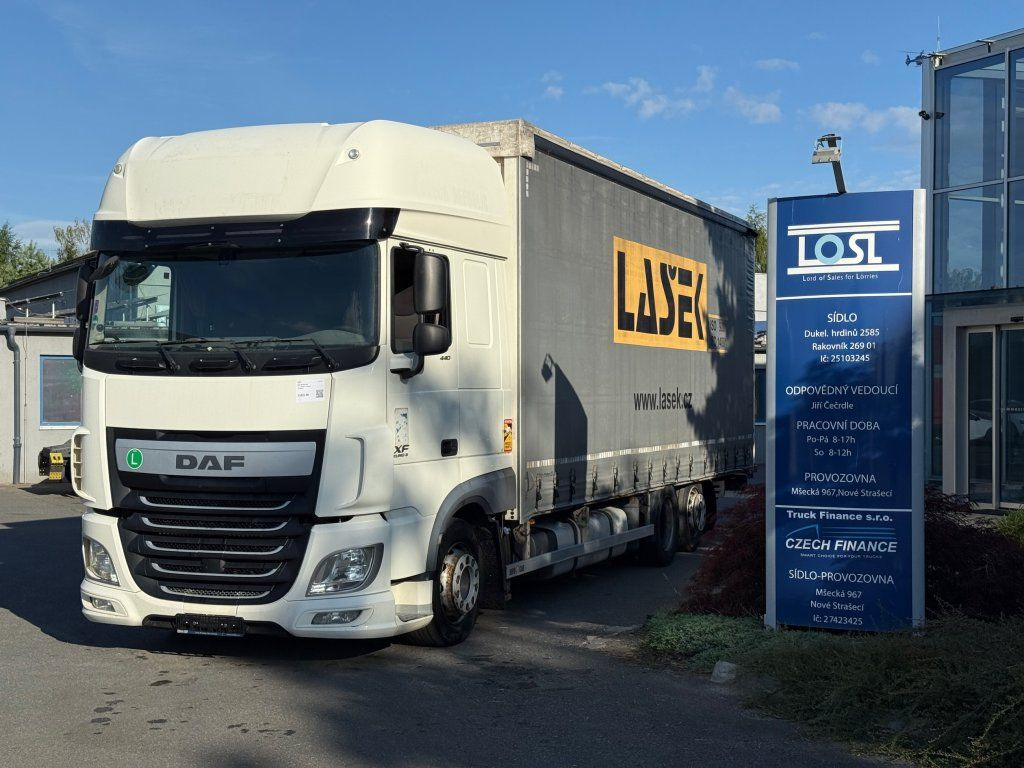 DAF XF440 EURO 6 6x2 - Schuifzeilen vrachtwagen: afbeelding 1 DAF XF440 EURO 6 6x2 - Schuifzeilen vrachtwagen: afbeelding 1