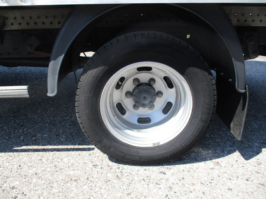 Bestelwagen gesloten laadbak Iveco Daily 35C16 3.0: afbeelding 14 Bestelwagen gesloten laadbak Iveco Daily 35C16 3.0: afbeelding 14