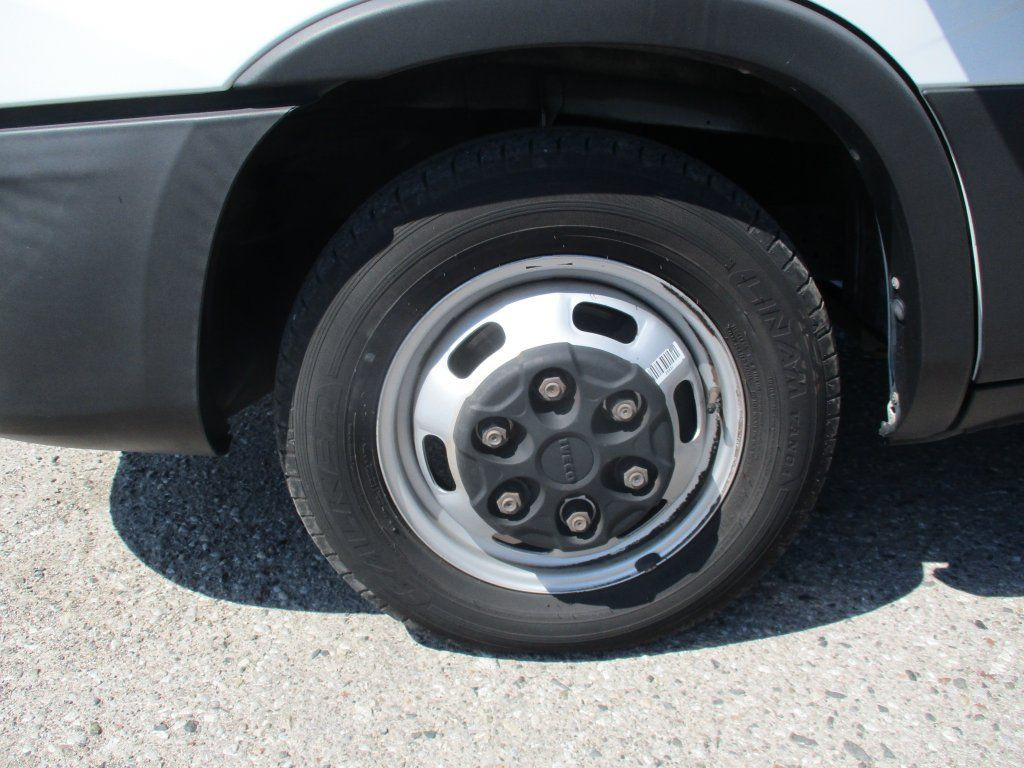 Bestelwagen gesloten laadbak Iveco Daily 35C16 3.0: afbeelding 16 Bestelwagen gesloten laadbak Iveco Daily 35C16 3.0: afbeelding 16