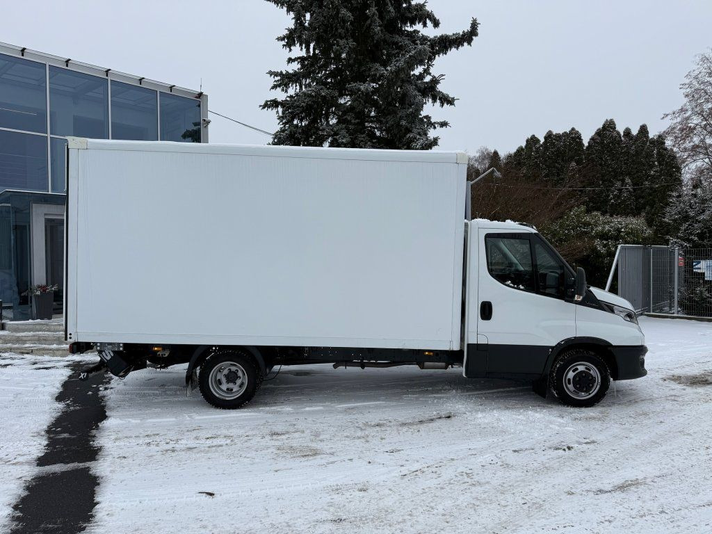 Iveco Daily 35C16 - Bestelwagen gesloten laadbak: afbeelding 3 Iveco Daily 35C16 - Bestelwagen gesloten laadbak: afbeelding 3