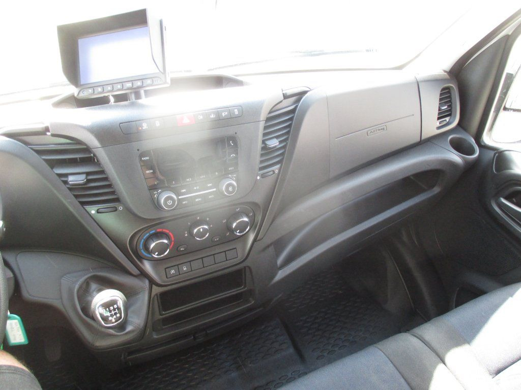 Gesloten bestelwagen Iveco Daily 35S16: afbeelding 10