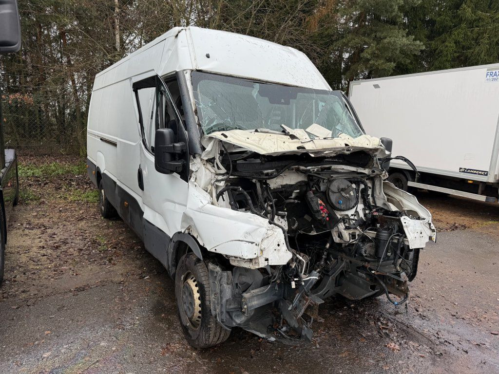 Iveco Daily 35S16 maxi Damaged - Gesloten bestelwagen: afbeelding 3 Iveco Daily 35S16 maxi Damaged - Gesloten bestelwagen: afbeelding 3