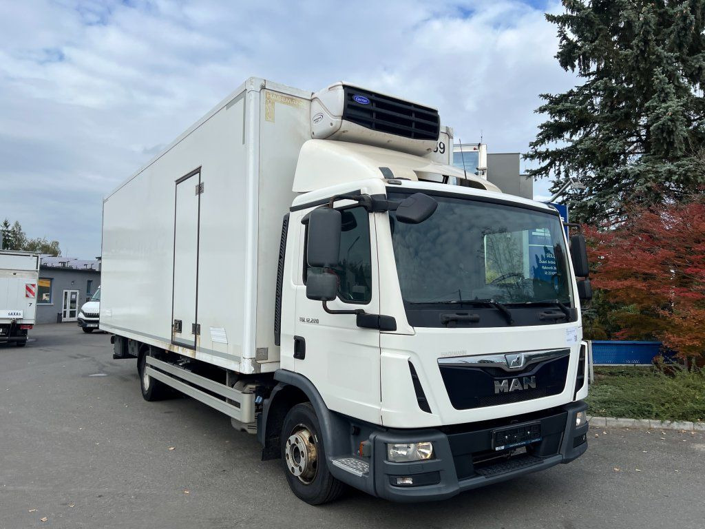 MAN TGL12.220 EURO 6 Carrier Xarios 600 - Koelwagen vrachtwagen: afbeelding 2 MAN TGL12.220 EURO 6 Carrier Xarios 600 - Koelwagen vrachtwagen: afbeelding 2