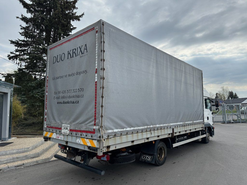MAN TGL8.220 EURO 6 - Schuifzeilen bestelwagen: afbeelding 4 MAN TGL8.220 EURO 6 - Schuifzeilen bestelwagen: afbeelding 4