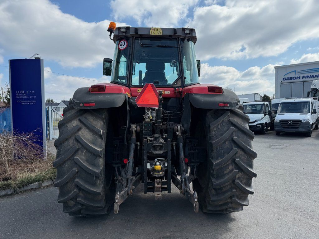 Massey Ferguson MF8260 - Tractor: afbeelding 5 Massey Ferguson MF8260 - Tractor: afbeelding 5