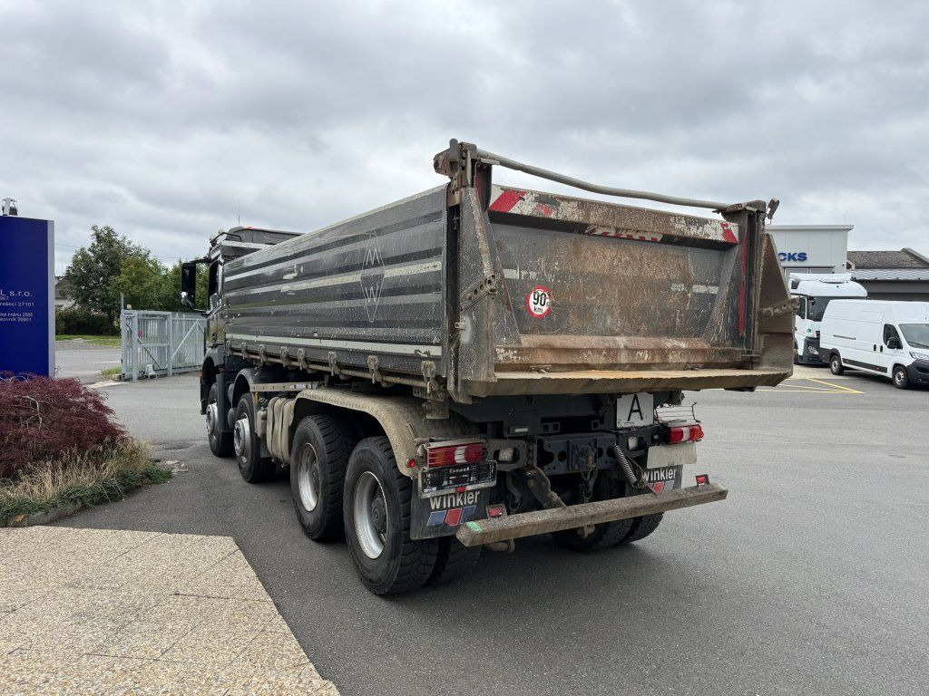 Kipper vrachtwagen Mercedes-Benz 3243 Arocs 8x4 S3 Euro 6: afbeelding 9
