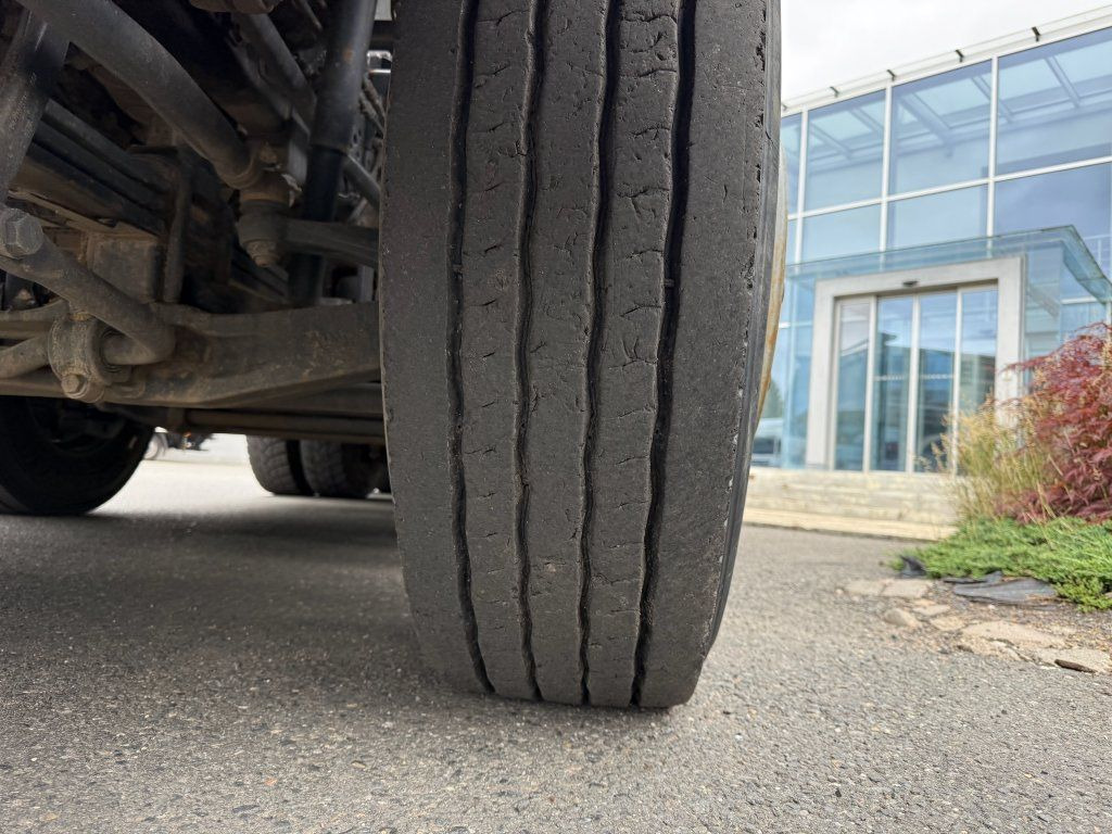 Kipper vrachtwagen Mercedes-Benz 3243 Arocs 8x4 S3 Euro 6: afbeelding 11