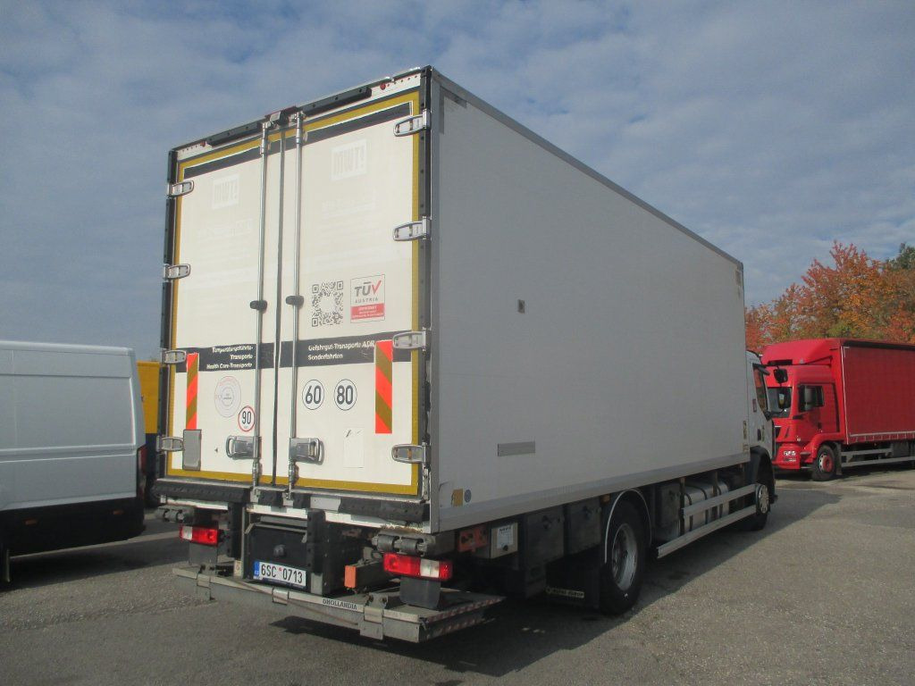 Renault D18 320 - Koelwagen vrachtwagen: afbeelding 4 Renault D18 320 - Koelwagen vrachtwagen: afbeelding 4