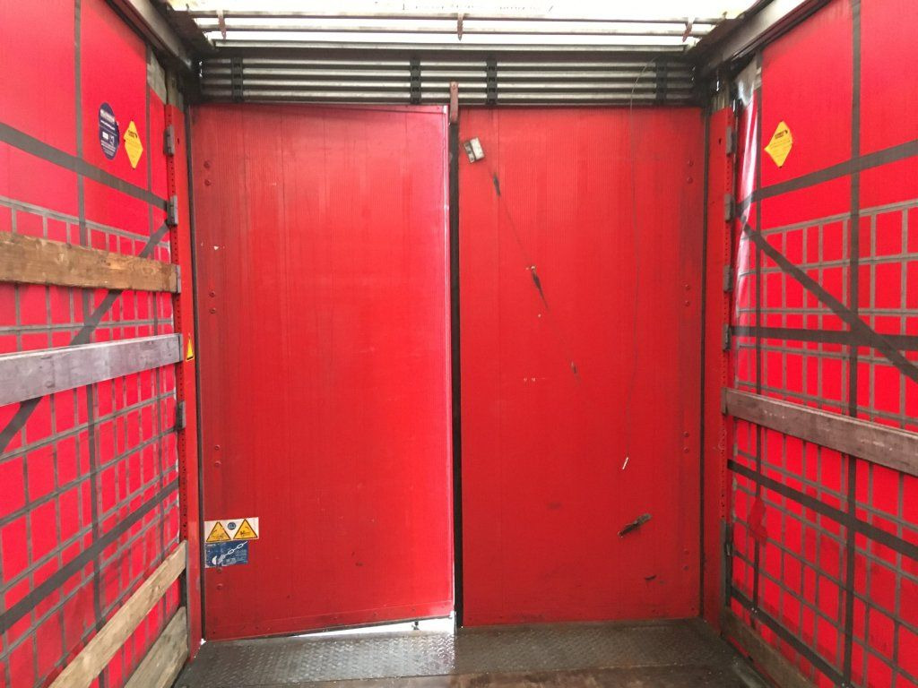 Schuifzeiloplegger Schmitz Cargobull SCB*S3T standard/lifting roof/Hubdach 2,70-2,85m: afbeelding 12