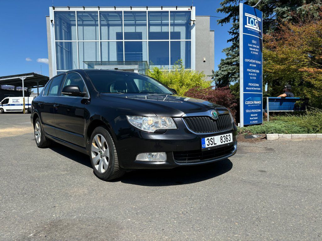 Skoda II 2,0TDi - Sedan: afbeelding 4 Skoda II 2,0TDi - Sedan: afbeelding 4