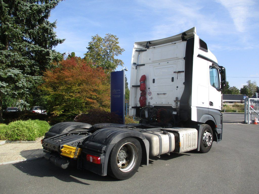 Mercedes-Benz 1845 Actros EURO 6 MEGA/lowdeck - Trekker: afbeelding 4 Mercedes-Benz 1845 Actros EURO 6 MEGA/lowdeck - Trekker: afbeelding 4