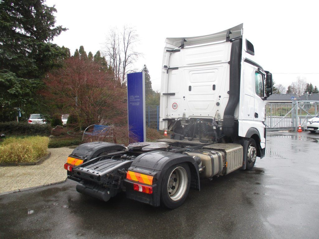Mercedes-Benz 1845 Actros EURO 6 MEGA/lowdeck - Trekker: afbeelding 4 Mercedes-Benz 1845 Actros EURO 6 MEGA/lowdeck - Trekker: afbeelding 4
