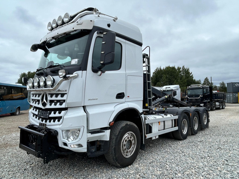 Mercedes-Benz Arocs 3253 | Joab L 24 ton 5750 mm | TULOSSA - Haakarmsysteem vrachtwagen: afbeelding 1 Mercedes-Benz Arocs 3253 | Joab L 24 ton 5750 mm | TULOSSA - Haakarmsysteem vrachtwagen: afbeelding 1