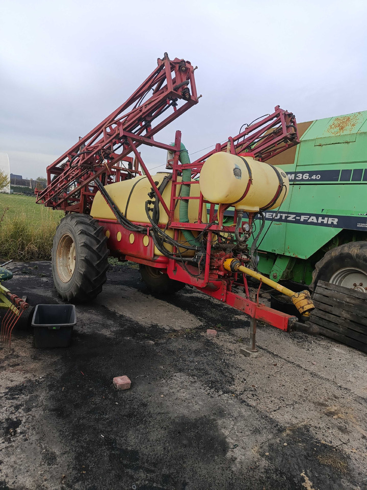 HARDI TZ 18 metrów - Getrokken veldspuit: afbeelding 1 HARDI TZ 18 metrów - Getrokken veldspuit: afbeelding 1
