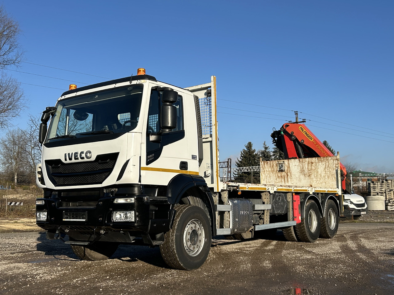 IVECO IVECO X-WAY 360 6X4 / PALFINGER PK.22002EH + REMOTE/ ROTATOR / 2018 - Kraanwagen: afbeelding 1 IVECO IVECO X-WAY 360 6X4 / PALFINGER PK.22002EH + REMOTE/ ROTATOR / 2018 - Kraanwagen: afbeelding 1
