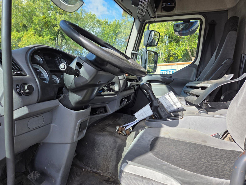 DAF LF55 250 - 19 tons - Schuifzeilen vrachtwagen: afbeelding 4 DAF LF55 250 - 19 tons - Schuifzeilen vrachtwagen: afbeelding 4