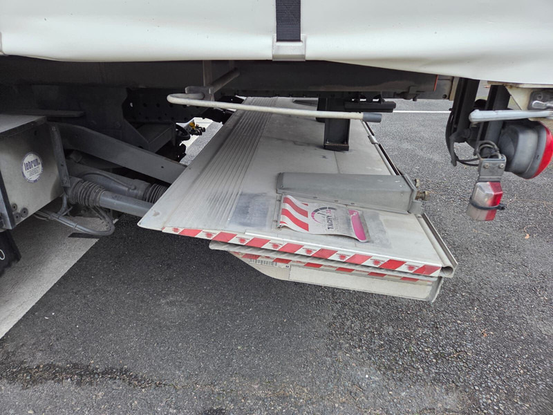 Schuifzeilen vrachtwagen DAF XF 450 - auto-école: afbeelding 12 Schuifzeilen vrachtwagen DAF XF 450 - auto-école: afbeelding 12