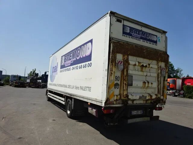 Renault Midlum 270 dxi - manual gearbox / steel suspension lames - Bakwagen: afbeelding 2 Renault Midlum 270 dxi - manual gearbox / steel suspension lames - Bakwagen: afbeelding 2