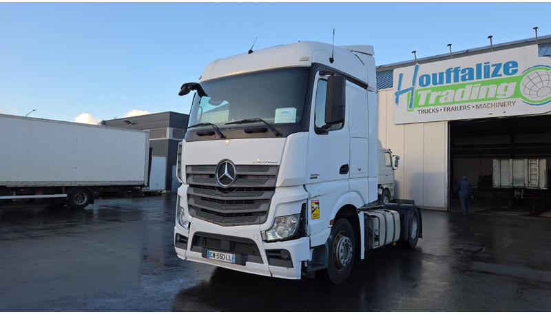 Mercedes-Benz Actros 1845 - Trekker: afbeelding 2 Mercedes-Benz Actros 1845 - Trekker: afbeelding 2