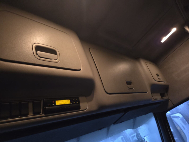 Volvo FH12 460 - Voith - Trekker: afbeelding 5 Volvo FH12 460 - Voith - Trekker: afbeelding 5