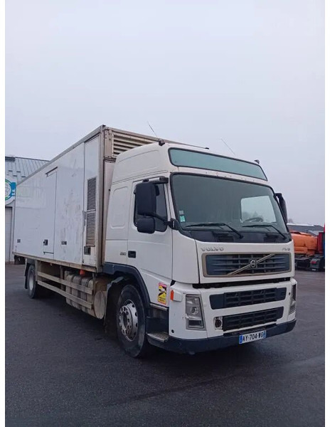 Volvo FM 260 - Koelwagen vrachtwagen: afbeelding 2 Volvo FM 260 - Koelwagen vrachtwagen: afbeelding 2