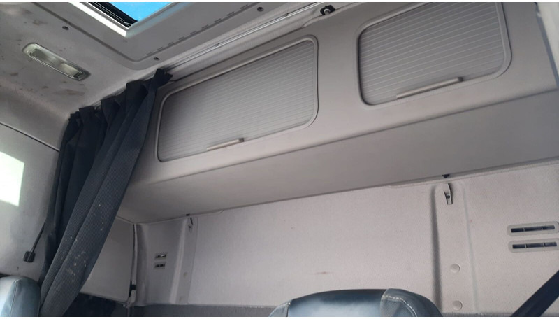 Volvo FM 370 - Schuifzeilen vrachtwagen: afbeelding 5 Volvo FM 370 - Schuifzeilen vrachtwagen: afbeelding 5