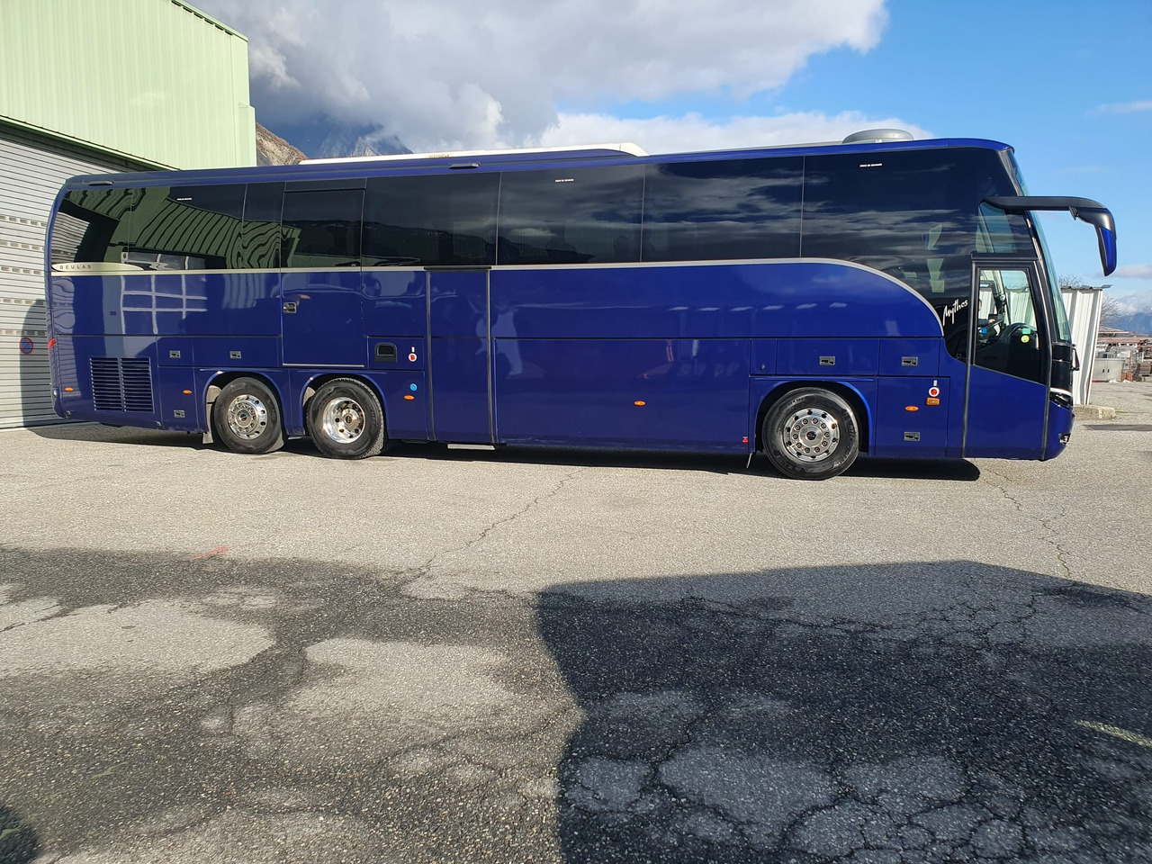 MAN BEULAS MYTOS 480 - Touringcar: afbeelding 3 MAN BEULAS MYTOS 480 - Touringcar: afbeelding 3