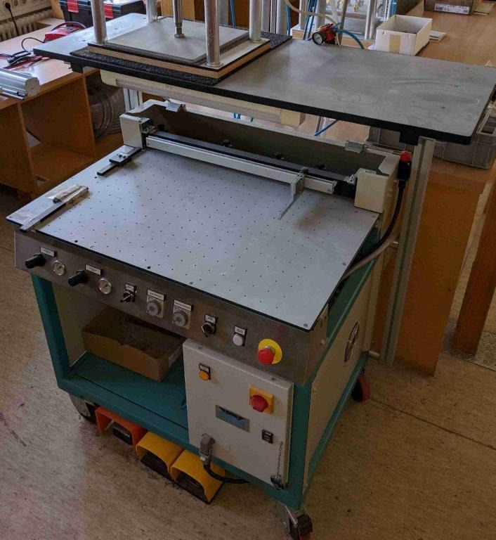 CMC - Q-Cover START 50-70 ceiling making device - Inbindmachine: afbeelding 1 CMC - Q-Cover START 50-70 ceiling making device - Inbindmachine: afbeelding 1