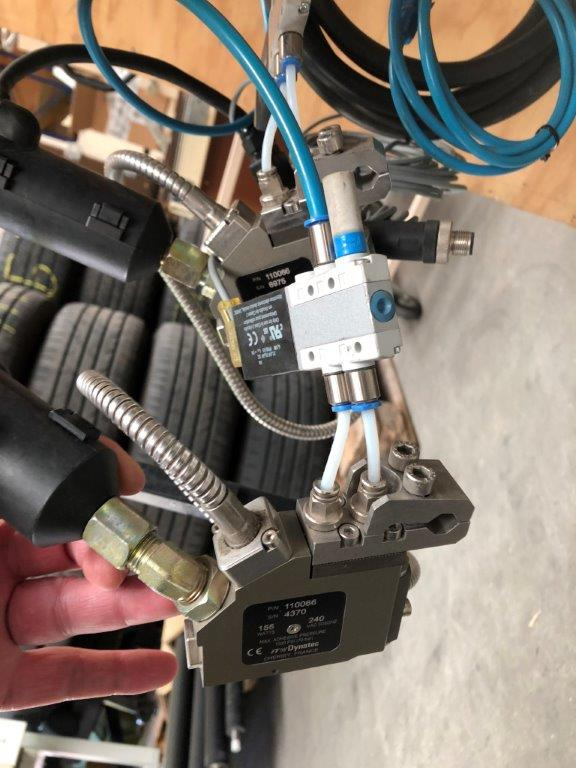 Dynatec Quattro Challenger glue melter with two application nozzles Dy 2002 control unit for 8 channels - Drukmachine: afbeelding 5 Dynatec Quattro Challenger glue melter with two application nozzles Dy 2002 control unit for 8 channels - Drukmachine: afbeelding 5