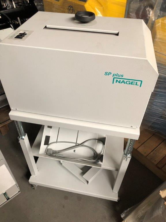 Ernst NAGEL SP PLUS SQUARE PRESS - Inbindmachine: afbeelding 2 Ernst NAGEL SP PLUS SQUARE PRESS - Inbindmachine: afbeelding 2