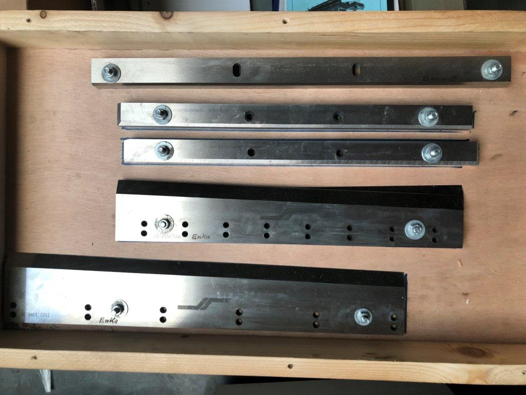 Knife set three-knife trimmer Muller Martini 890 - Papiersnijmachine: afbeelding 1 Knife set three-knife trimmer Muller Martini 890 - Papiersnijmachine: afbeelding 1