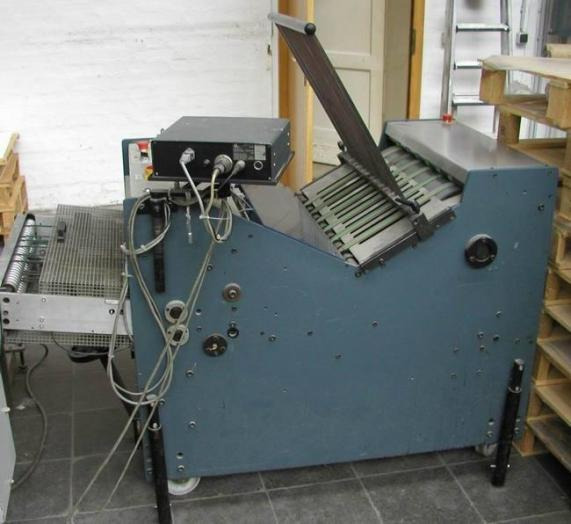 Lega 30-55 vertical stack delivery - Vouwmachine: afbeelding 2 Lega 30-55 vertical stack delivery - Vouwmachine: afbeelding 2