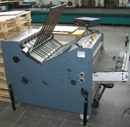 Lega 30-55 vertical stack delivery - Vouwmachine: afbeelding 1 Lega 30-55 vertical stack delivery - Vouwmachine: afbeelding 1