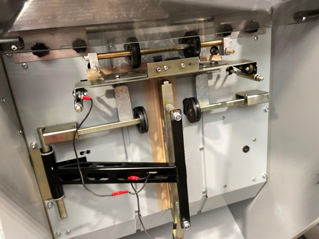 Minipack Torre Visonbag Foil Wrapper - Verpakkingsmachine: afbeelding 4 Minipack Torre Visonbag Foil Wrapper - Verpakkingsmachine: afbeelding 4