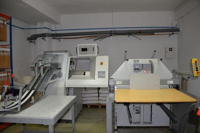 Solo punch Label Die cutter POLAR Mohr model DC-M - Papiersnijmachine: afbeelding 1 Solo punch Label Die cutter POLAR Mohr model DC-M - Papiersnijmachine: afbeelding 1